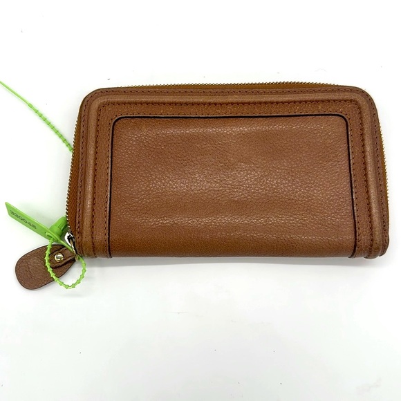 Chloe Paraty Long Zip Wallet - Picture 5 of 9